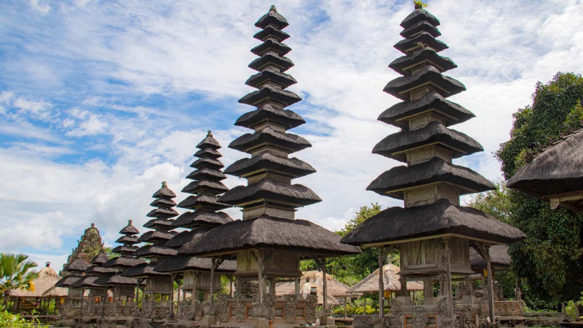 Pura-Taman-Ayun-Mengwi-Bali-Feature-Image